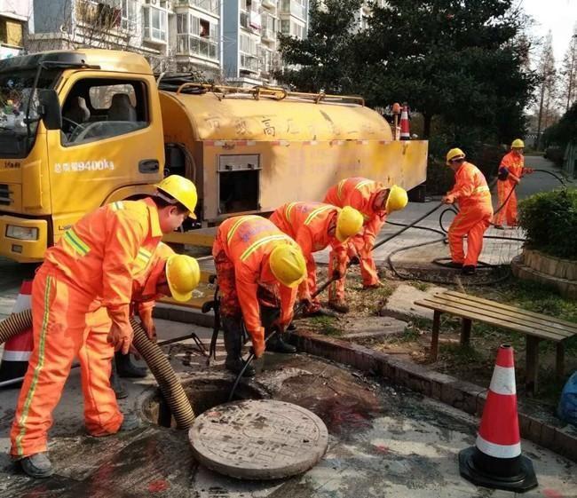 于洪市政管道清淤